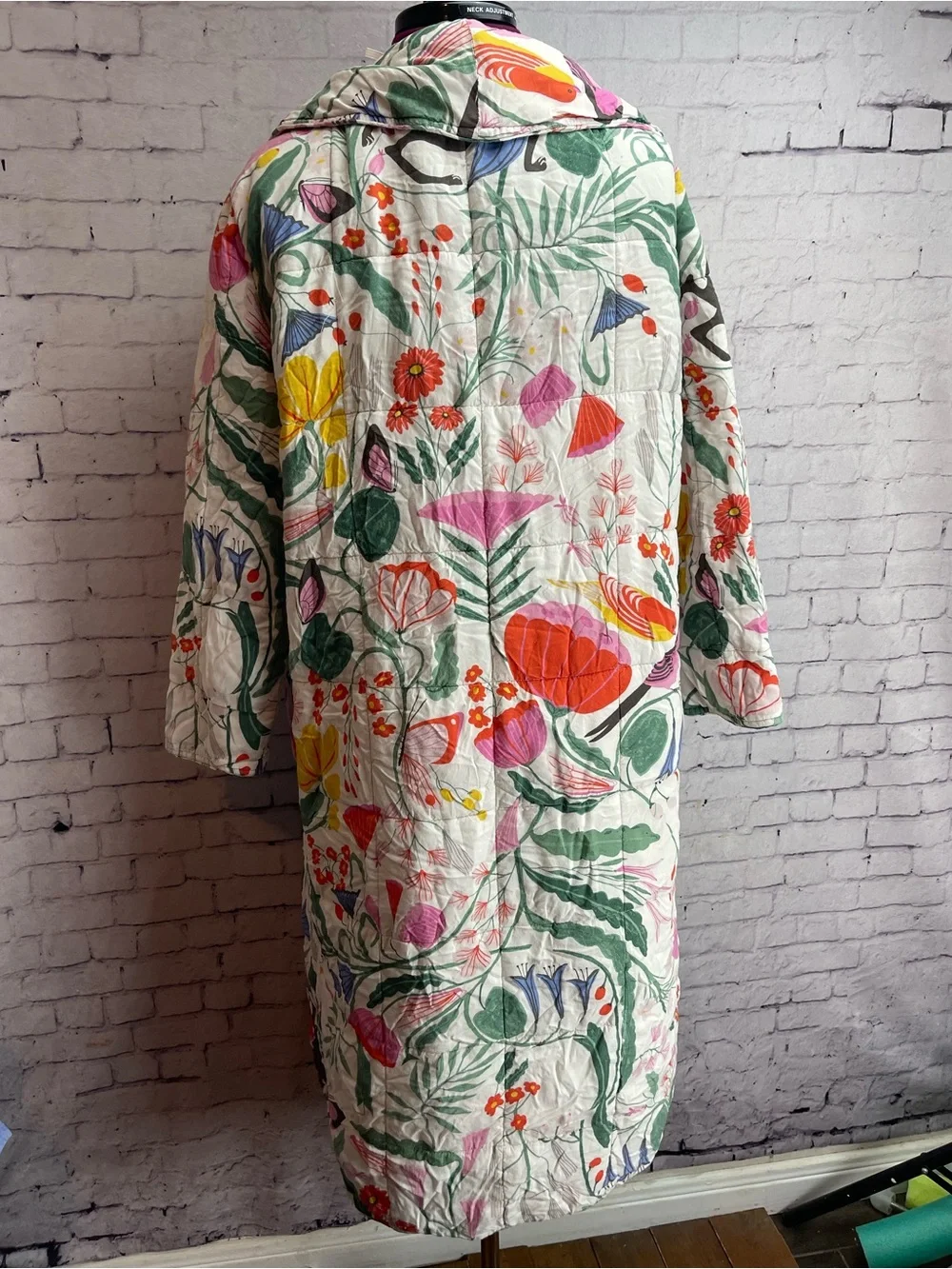 Anthropologie Megan Galante size M/L quilted dressing robe floral print